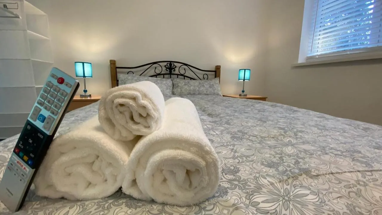 Grand Heights Suites 런던 0*,